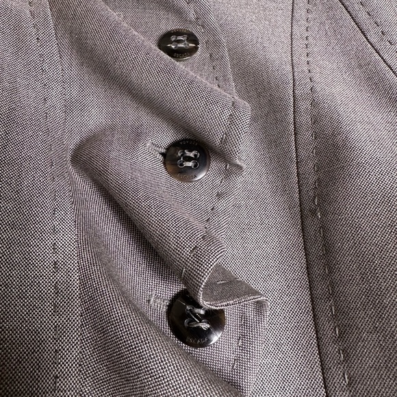 Escada Wool Blend Ruffle Button Up Blazer Jacket - Picture 4 of 5